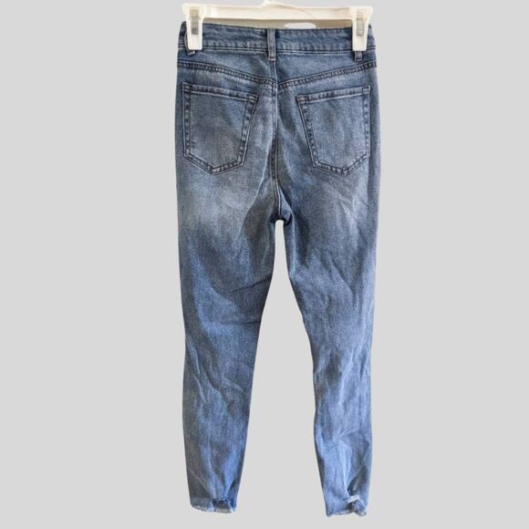 Tinseltown High Rise Distressed Mom Jeans Women’s Size 1 Medium Wash Y2K Grunge - Picture 2 of 10